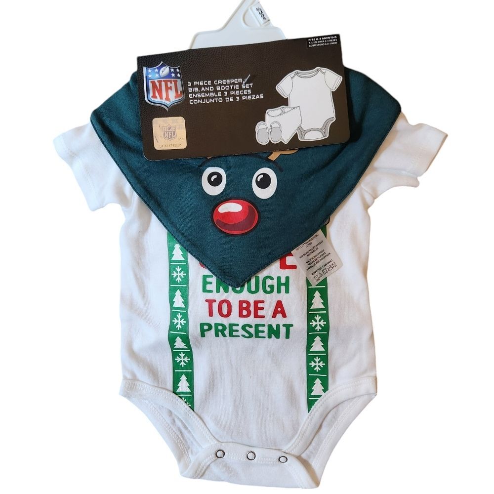 NFL Philadelphia Eagles Infant Set 0-3 Months Bodysuit, Bib, and Booties NWT